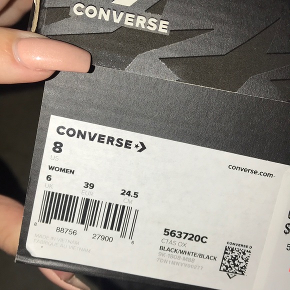 NEW π€© CONVERSE x MILEY CYRUS PATENT ALLSTAR LOW - Picture 8 of 8